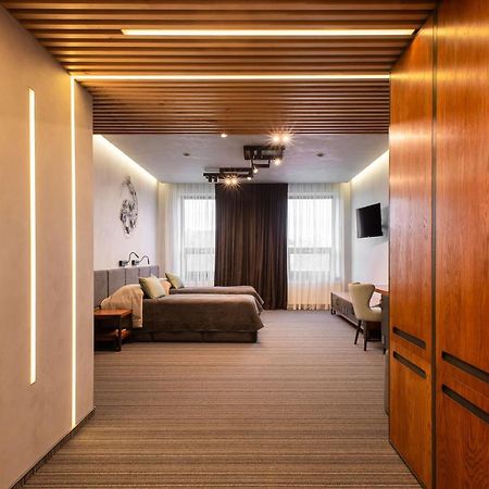 Mojo Boutique Hotel Lutsk Exterior photo