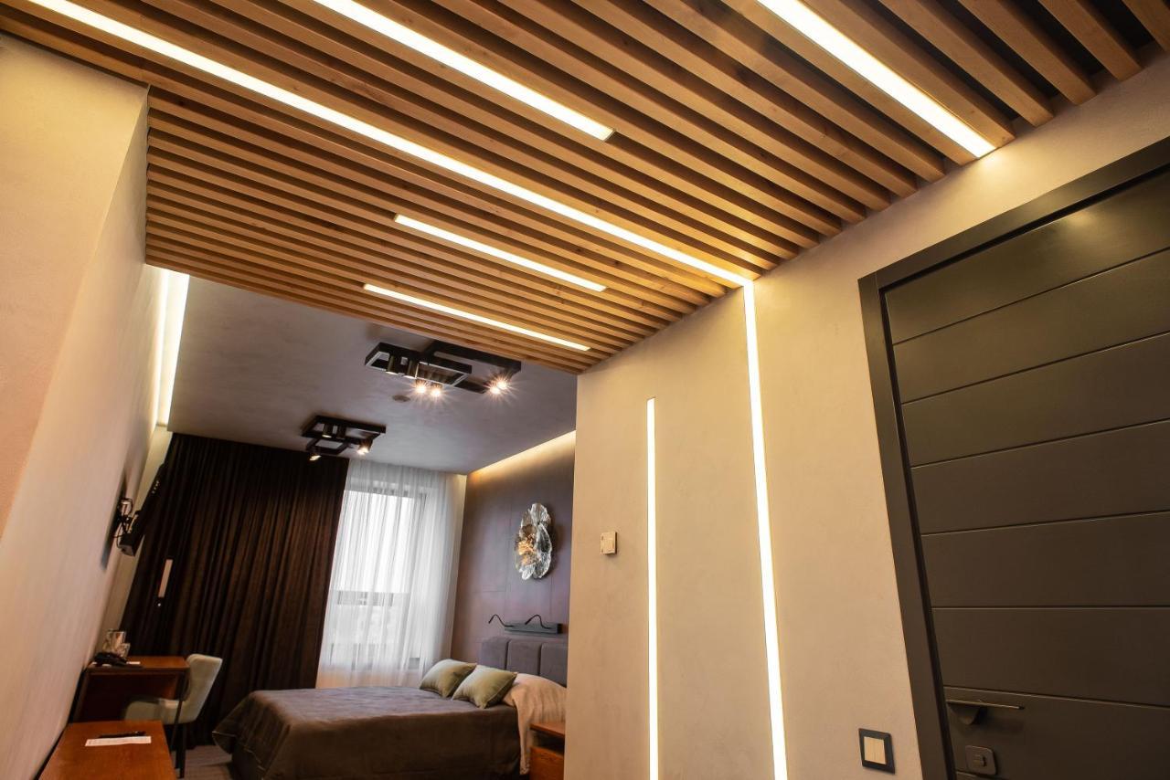 Mojo Boutique Hotel Lutsk Exterior photo