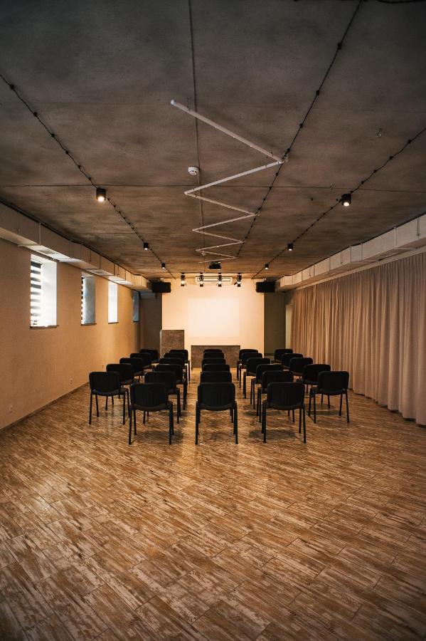 Mojo Boutique Hotel Lutsk Exterior photo