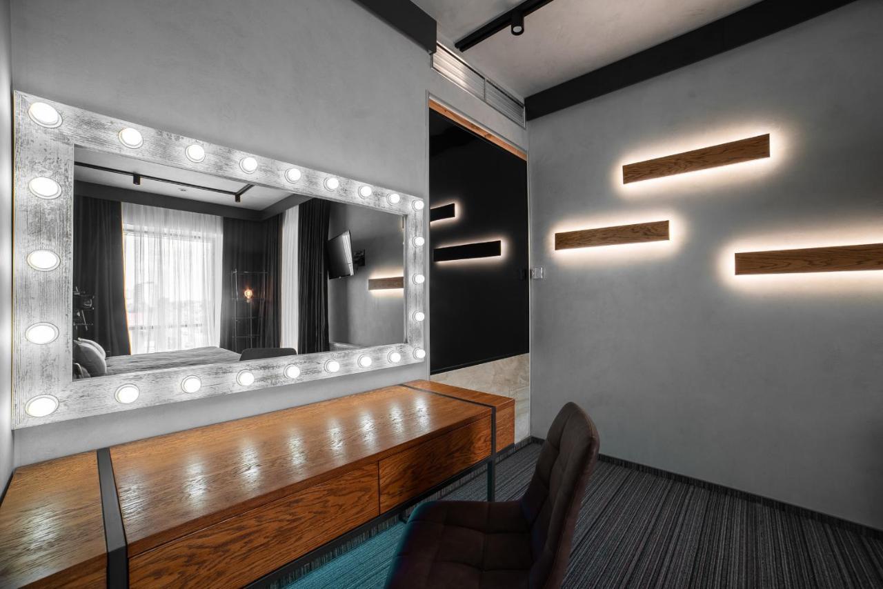 Mojo Boutique Hotel Lutsk Exterior photo