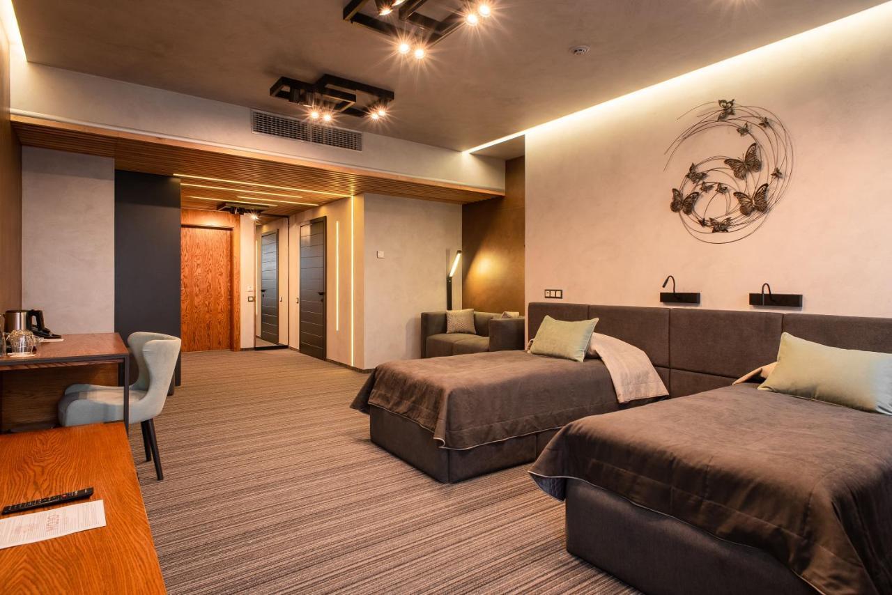 Mojo Boutique Hotel Lutsk Exterior photo